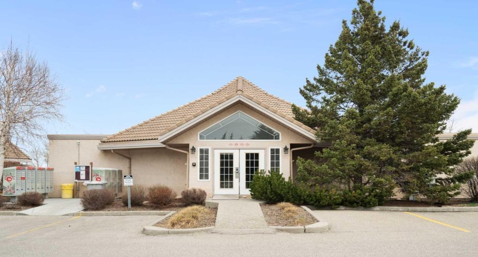 Clubhouse.
