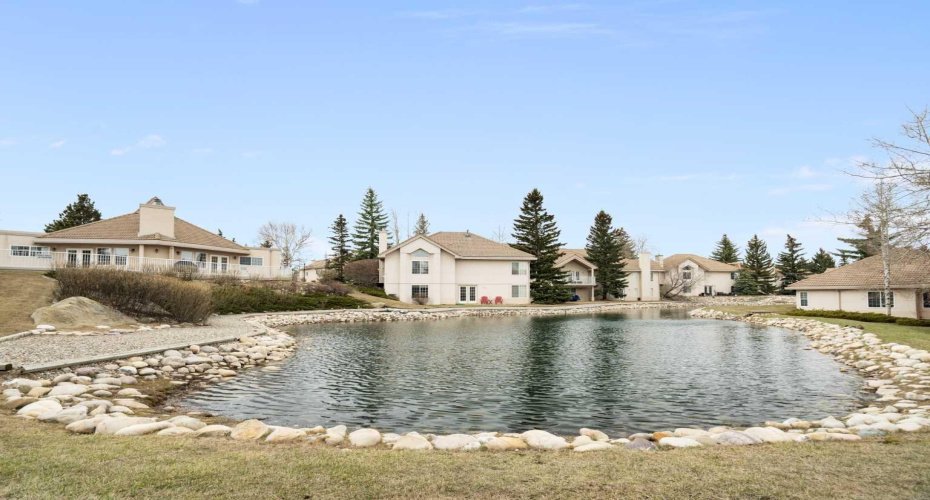 A great place to live, stroll, reflect.