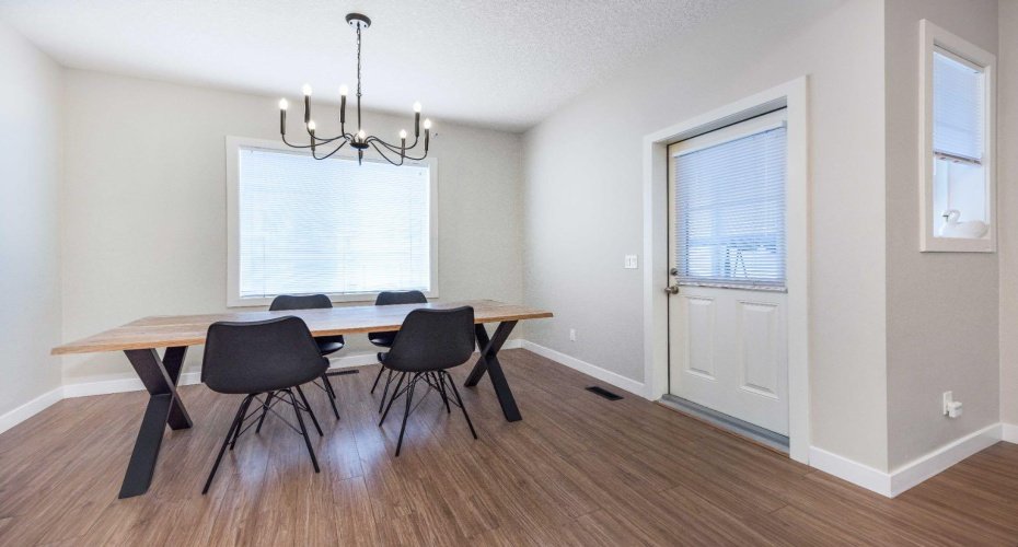 300 Marina Drive, Chestermere, Alberta T1X 0P6, 4 Bedrooms Bedrooms, ,4 BathroomsBathrooms,Residential,For Sale,Marina,A2304953
