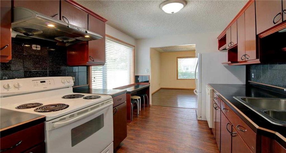 249 23 Avenue, Calgary, Alberta T2E 1V8, ,Rental,23,A2305339