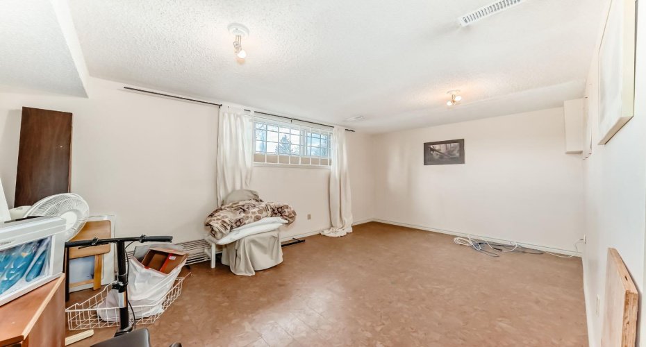 274 Templeview Way, Calgary, Alberta T1Y 3Y9, 3 Bedrooms Bedrooms, ,2 BathroomsBathrooms,Residential,For Sale,Templeview,A2305342