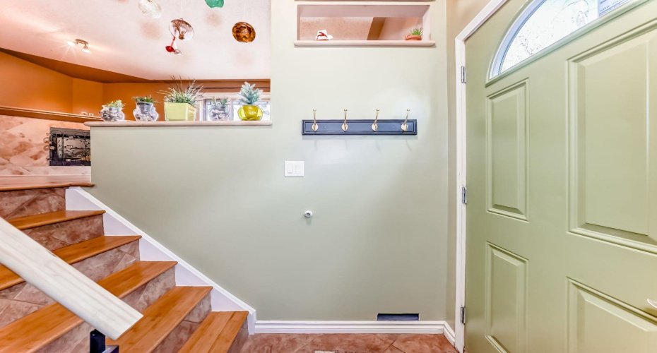 274 Templeview Way, Calgary, Alberta T1Y 3Y9, 3 Bedrooms Bedrooms, ,2 BathroomsBathrooms,Residential,For Sale,Templeview,A2305342