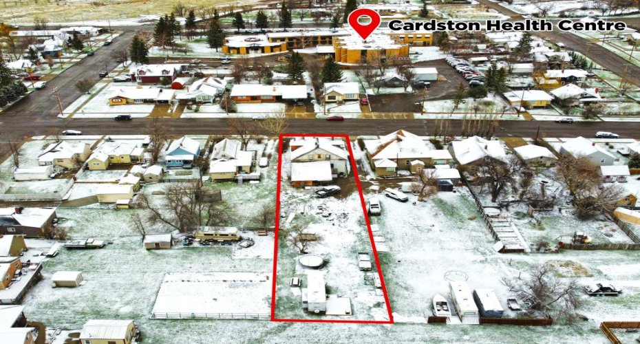 162 2 Avenue, Cardston, Alberta T0K 0K0, 6 Bedrooms Bedrooms, ,2 BathroomsBathrooms,Residential,For Sale,2,A2305358