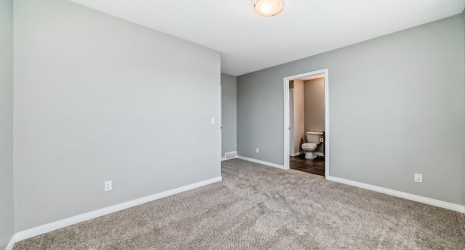 17 Copperfield Court, Calgary, Alberta T2Z 4Z3, 2 Bedrooms Bedrooms, ,3 BathroomsBathrooms,Residential,For Sale,Copperfield,A2302063