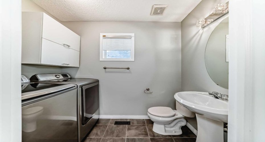 17 Copperfield Court, Calgary, Alberta T2Z 4Z3, 2 Bedrooms Bedrooms, ,3 BathroomsBathrooms,Residential,For Sale,Copperfield,A2302063