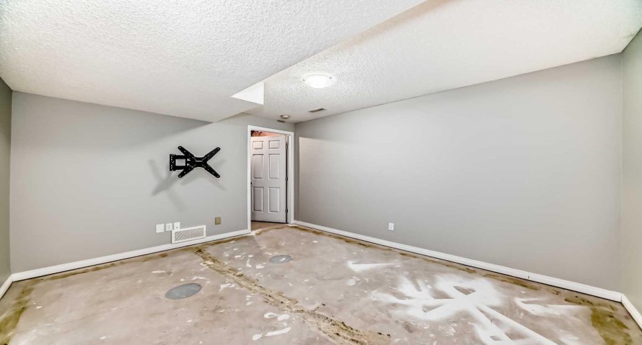 17 Copperfield Court, Calgary, Alberta T2Z 4Z3, 2 Bedrooms Bedrooms, ,3 BathroomsBathrooms,Residential,For Sale,Copperfield,A2302063