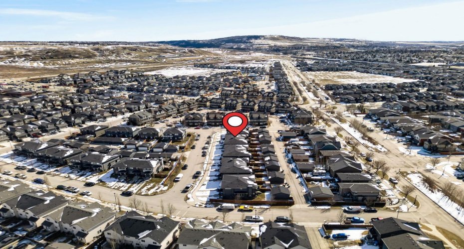 23 Belgian Link, Cochrane, Alberta T4C0M3, 2 Bedrooms Bedrooms, ,3 BathroomsBathrooms,Residential,For Sale,Belgian,A2303290