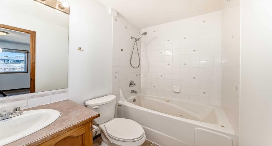 141 Arbour Crest Mews, Calgary, Alberta T3G 4L3, 5 Bedrooms Bedrooms, ,4 BathroomsBathrooms,Residential,For Sale,Arbour Crest,A2303814