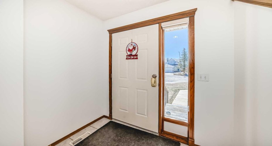 141 Arbour Crest Mews, Calgary, Alberta T3G 4L3, 5 Bedrooms Bedrooms, ,4 BathroomsBathrooms,Residential,For Sale,Arbour Crest,A2303814