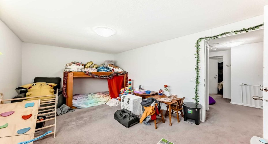 3042 Doverville Crescent, Calgary, Alberta t2b1t9, 4 Bedrooms Bedrooms, ,2 BathroomsBathrooms,Residential,For Sale,Doverville,A2304379