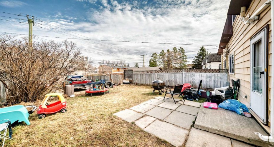 3042 Doverville Crescent, Calgary, Alberta t2b1t9, 4 Bedrooms Bedrooms, ,2 BathroomsBathrooms,Residential,For Sale,Doverville,A2304379