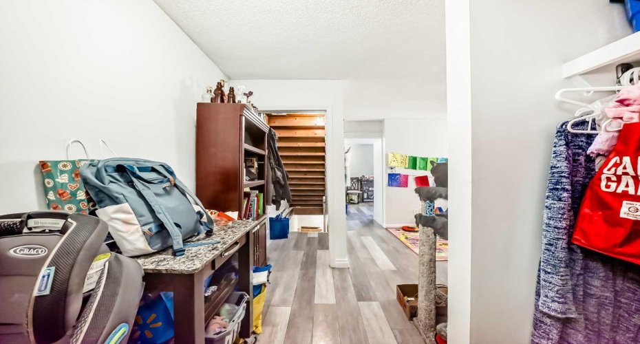 3042 Doverville Crescent, Calgary, Alberta t2b1t9, 4 Bedrooms Bedrooms, ,2 BathroomsBathrooms,Residential,For Sale,Doverville,A2304379