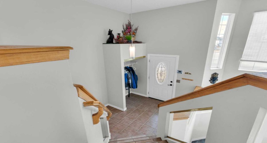 8035 Laguna Way, Calgary, Alberta T1Y 7A3, 3 Bedrooms Bedrooms, ,2 BathroomsBathrooms,Residential,For Sale,Laguna,A2285569