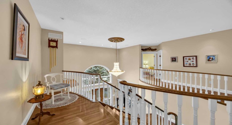 216 Evergreen Heath, Calgary, Alberta T2Y 3B6, 5 Bedrooms Bedrooms, ,4 BathroomsBathrooms,Residential,For Sale,Evergreen,A2301215