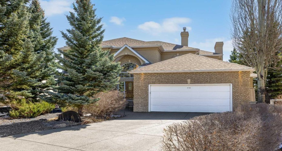 216 Evergreen Heath, Calgary, Alberta T2Y 3B6, 5 Bedrooms Bedrooms, ,4 BathroomsBathrooms,Residential,For Sale,Evergreen,A2301215