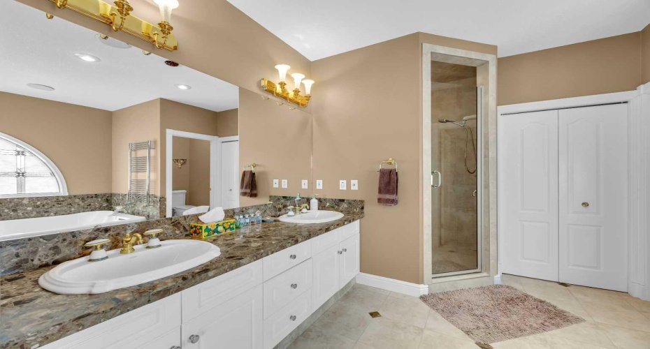 216 Evergreen Heath, Calgary, Alberta T2Y 3B6, 5 Bedrooms Bedrooms, ,4 BathroomsBathrooms,Residential,For Sale,Evergreen,A2301215
