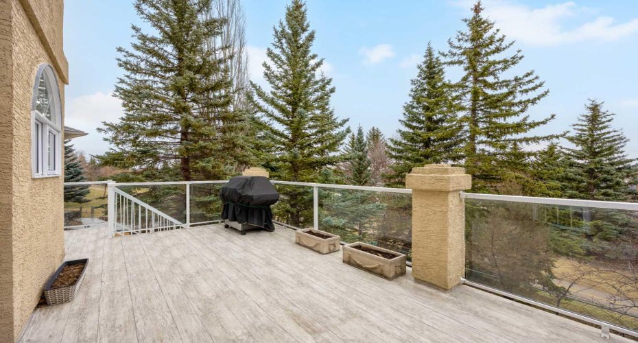 216 Evergreen Heath, Calgary, Alberta T2Y 3B6, 5 Bedrooms Bedrooms, ,4 BathroomsBathrooms,Residential,For Sale,Evergreen,A2301215