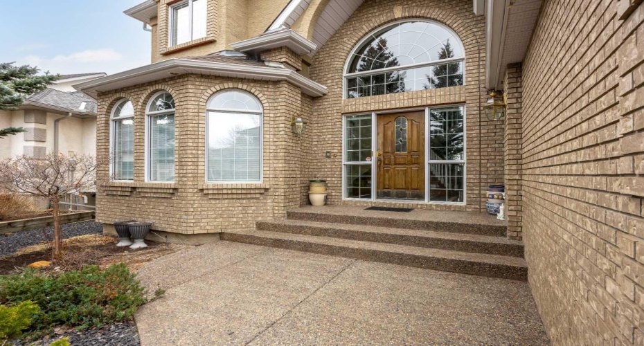 216 Evergreen Heath, Calgary, Alberta T2Y 3B6, 5 Bedrooms Bedrooms, ,4 BathroomsBathrooms,Residential,For Sale,Evergreen,A2301215