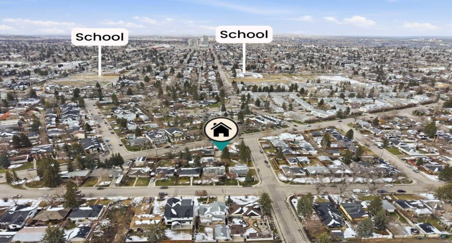3439 33 Street, Calgary, Alberta T3E 2V3, 3 Bedrooms Bedrooms, ,1 BathroomBathrooms,Residential,For Sale,33,A2302274