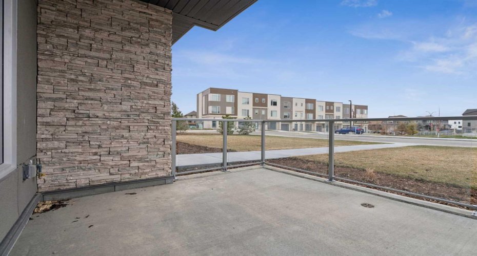 655 Shawnee Square, Calgary, Alberta T2Y 1E3, 2 Bedrooms Bedrooms, ,2 BathroomsBathrooms,Residential,For Sale,Shawnee,A2302514