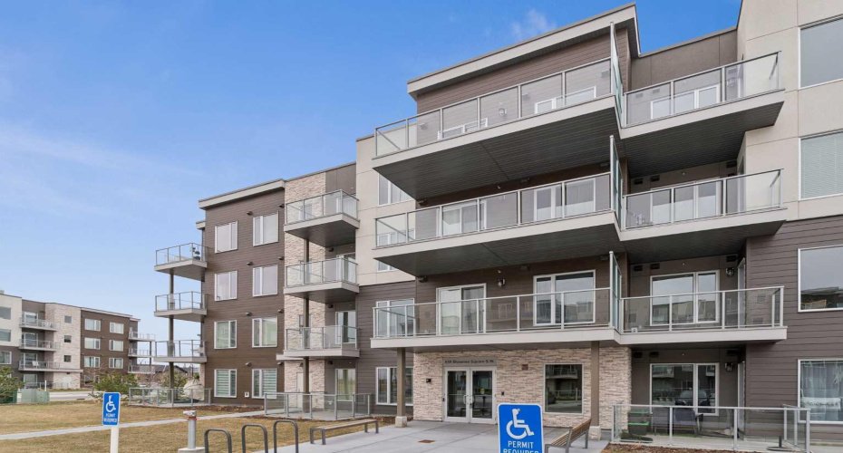 655 Shawnee Square, Calgary, Alberta T2Y 1E3, 2 Bedrooms Bedrooms, ,2 BathroomsBathrooms,Residential,For Sale,Shawnee,A2302514
