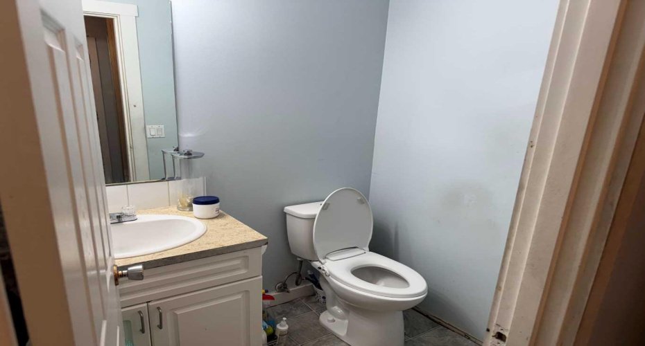 371 Falshire Drive, Calgary, Alberta T3J 1T8, 3 Bedrooms Bedrooms, ,3 BathroomsBathrooms,Residential,For Sale,Falshire,A2302941