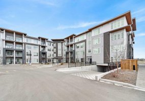 681 Savanna Boulevard, Calgary, Alberta T3J 5P6, 2 Bedrooms Bedrooms, ,2 BathroomsBathrooms,Residential,For Sale,Savanna,A2304640