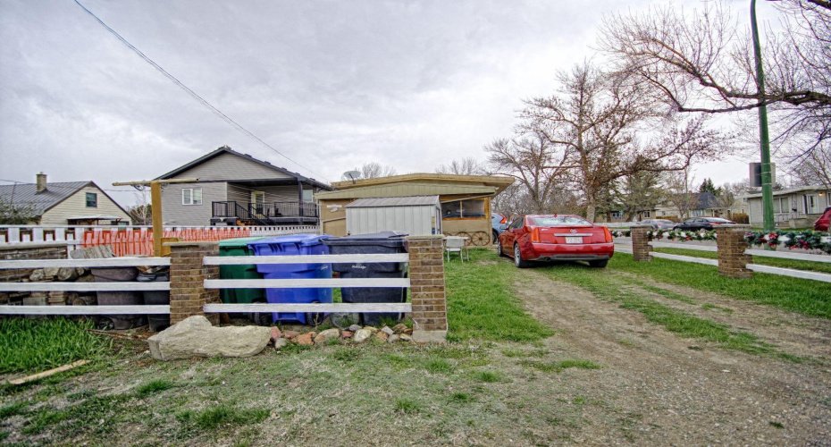 516 18 Street, Lethbridge, Alberta T1H 3G7, 4 Bedrooms Bedrooms, ,2 BathroomsBathrooms,Residential,For Sale,18,A2305427