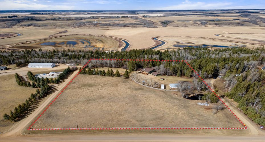 21108 B Township Road 461, Rural Camrose County, Alberta T0B 3L0, 3 Bedrooms Bedrooms, ,2 BathroomsBathrooms,Residential,For Sale,Township Road 461,A2305433