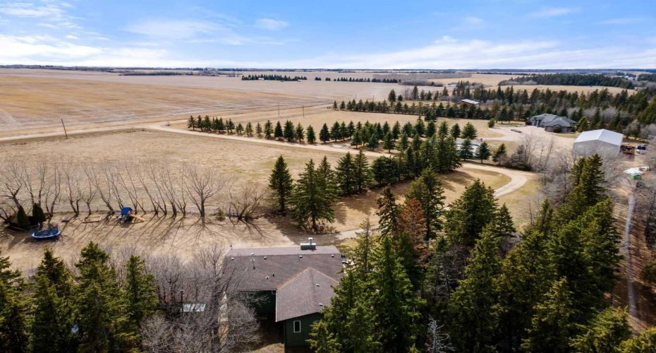 21108 B Township Road 461, Rural Camrose County, Alberta T0B 3L0, 3 Bedrooms Bedrooms, ,2 BathroomsBathrooms,Residential,For Sale,Township Road 461,A2305433