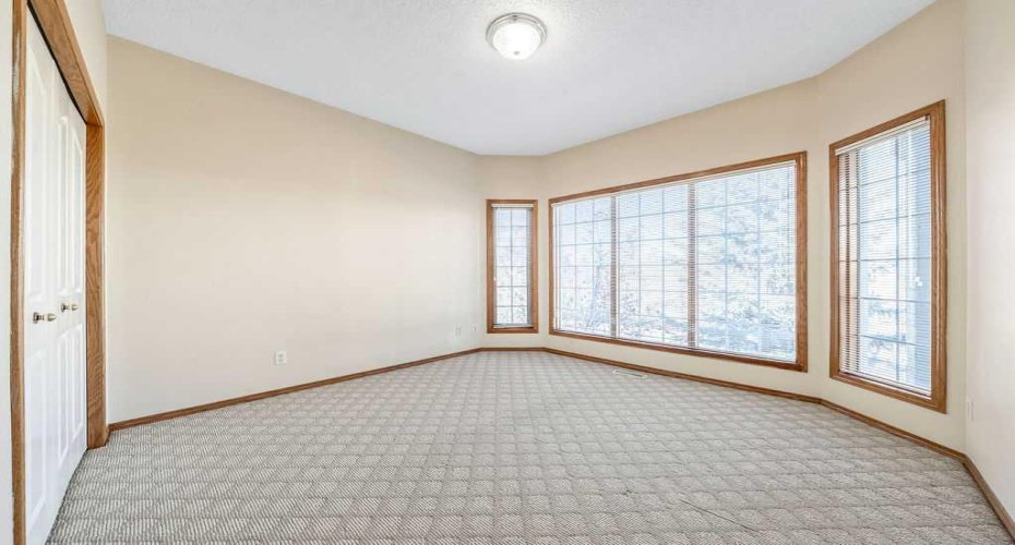 109 Lakeside Greens Drive, Chestermere, Alberta T1X1B9, 4 Bedrooms Bedrooms, ,4 BathroomsBathrooms,Residential,For Sale,Lakeside Greens,A2269266