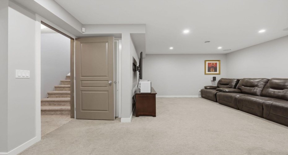 112 Evanston View, Calgary, Alberta T3P 1H3, 4 Bedrooms Bedrooms, ,4 BathroomsBathrooms,Residential,For Sale,Evanston,A2295444