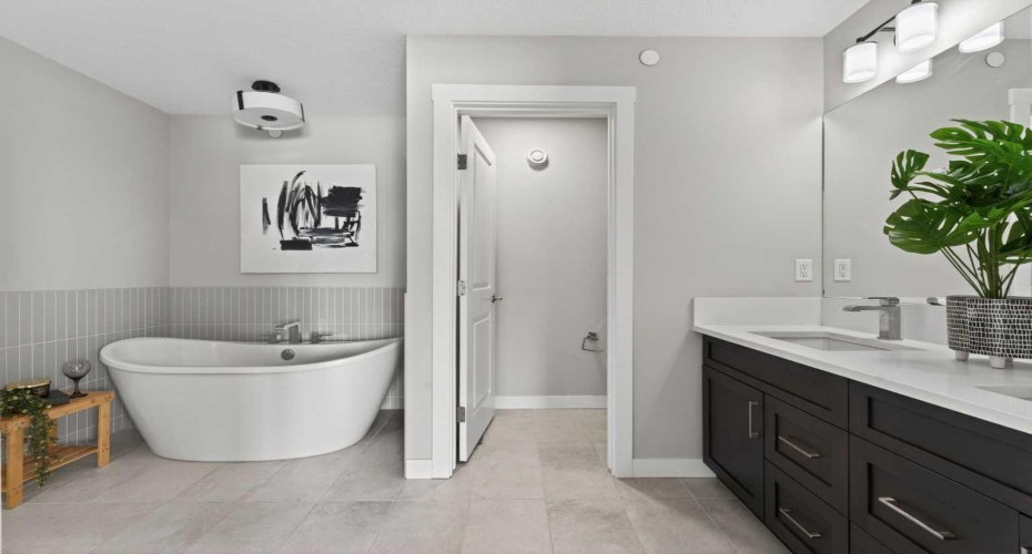 31 Herron Rise, Calgary, Alberta T3P 1Y1, 5 Bedrooms Bedrooms, ,4 BathroomsBathrooms,Residential,For Sale,Herron,A2297436