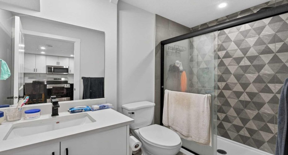 31 Herron Rise, Calgary, Alberta T3P 1Y1, 5 Bedrooms Bedrooms, ,4 BathroomsBathrooms,Residential,For Sale,Herron,A2297436