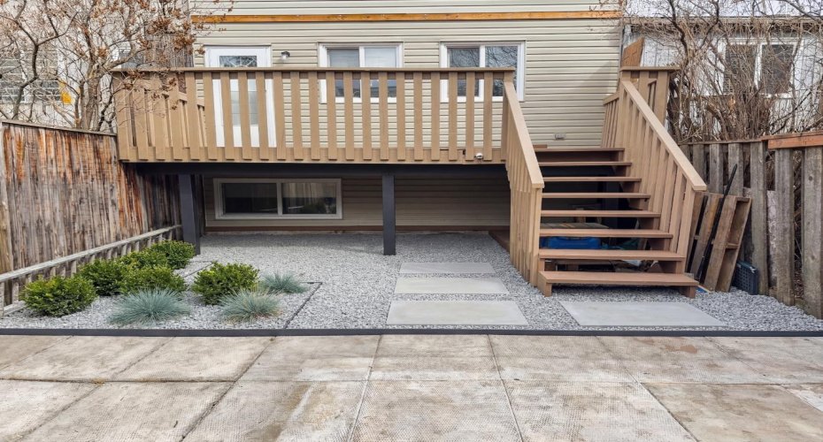 1105 53 Street, Calgary, Alberta T2A 1V5, 3 Bedrooms Bedrooms, ,1 BathroomBathrooms,Residential,For Sale,53,A2305177