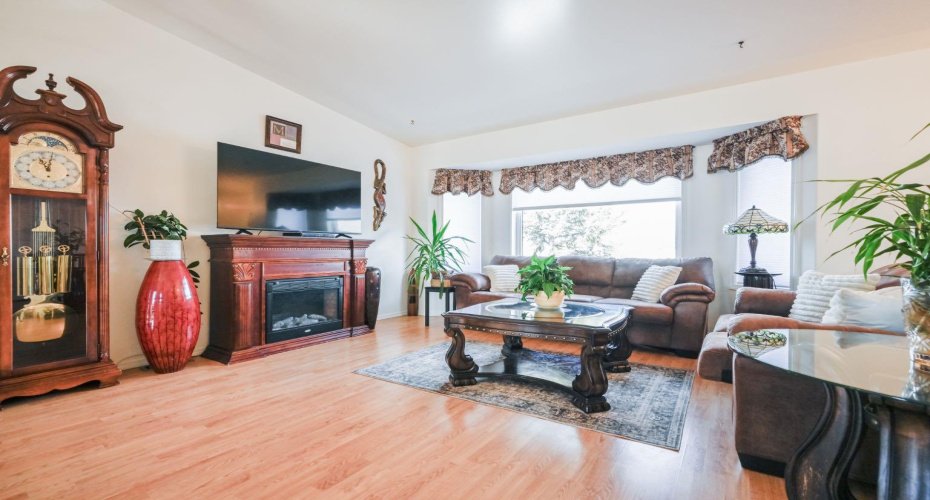 9515 94 Street, Wembley, Alberta T0H 3S0, 4 Bedrooms Bedrooms, ,3 BathroomsBathrooms,Residential,For Sale,94,A2305794
