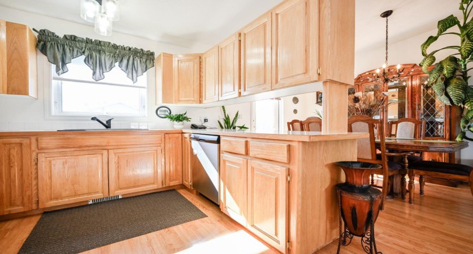 9515 94 Street, Wembley, Alberta T0H 3S0, 4 Bedrooms Bedrooms, ,3 BathroomsBathrooms,Residential,For Sale,94,A2305794