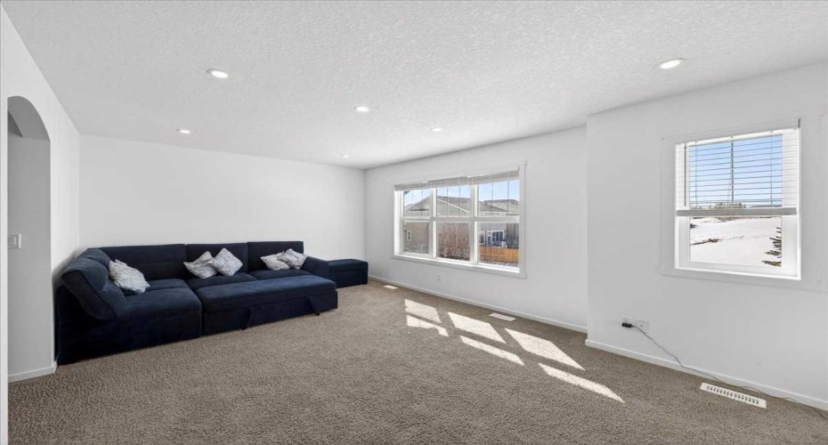 20 Nolancrest Green, Calgary, Alberta T3R0P8, 3 Bedrooms Bedrooms, ,4 BathroomsBathrooms,Residential,For Sale,Nolancrest,A2304184