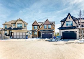 345 Marquis Landing, Calgary, Alberta T3M 2H4, 7 Bedrooms Bedrooms, ,5 BathroomsBathrooms,Residential,For Sale,Marquis,A2305000