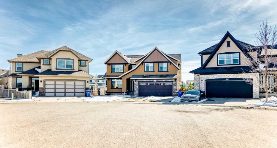 345 Marquis Landing, Calgary, Alberta T3M 2H4, 7 Bedrooms Bedrooms, ,5 BathroomsBathrooms,Residential,For Sale,Marquis,A2305000