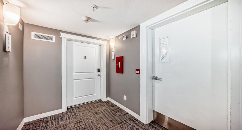 240 Skyview Ranch Road, Calgary, Alberta T3N0P4, 2 Bedrooms Bedrooms, ,2 BathroomsBathrooms,Residential,For Sale,Skyview Ranch,A2305294