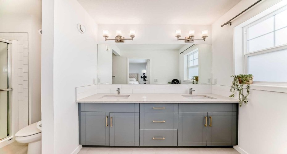 355 Masters Row, Calgary, Alberta T3M2T7, 4 Bedrooms Bedrooms, ,4 BathroomsBathrooms,Residential,For Sale,Masters,A2305380