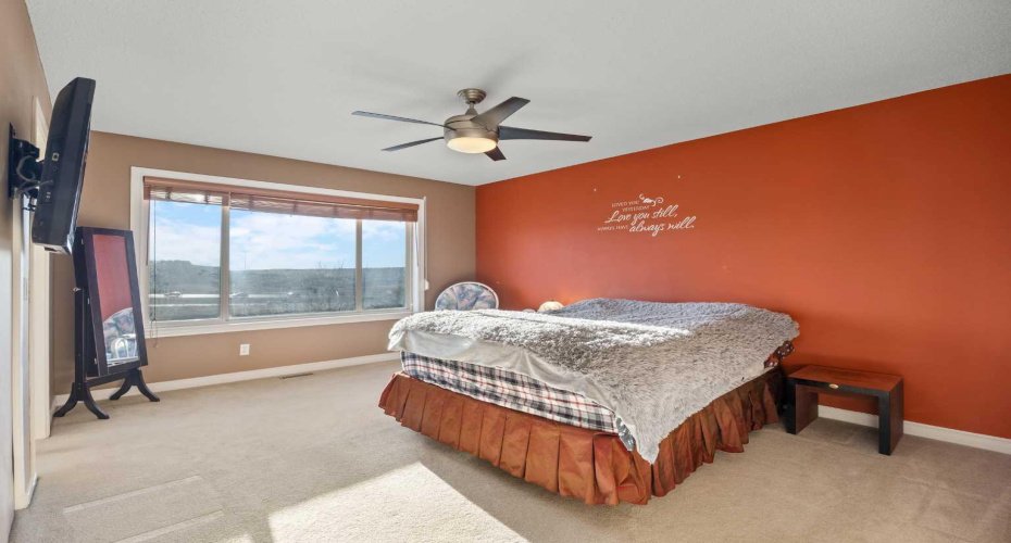 67 Evansmeade Crescent, Calgary, Alberta T3P 1B9, 4 Bedrooms Bedrooms, ,4 BathroomsBathrooms,Residential,For Sale,Evansmeade,A2305711