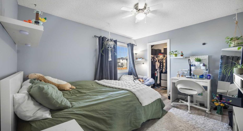 67 Evansmeade Crescent, Calgary, Alberta T3P 1B9, 4 Bedrooms Bedrooms, ,4 BathroomsBathrooms,Residential,For Sale,Evansmeade,A2305711