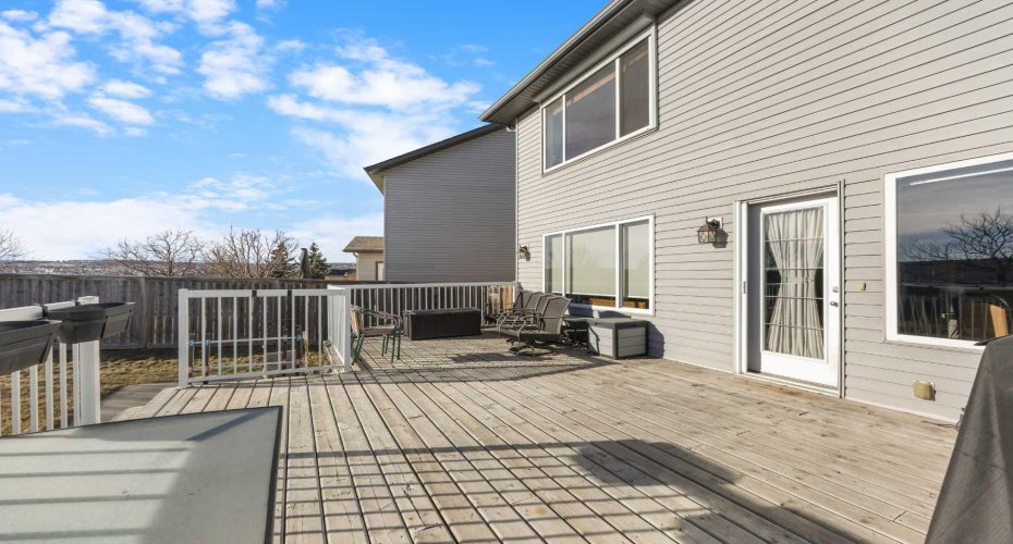 67 Evansmeade Crescent, Calgary, Alberta T3P 1B9, 4 Bedrooms Bedrooms, ,4 BathroomsBathrooms,Residential,For Sale,Evansmeade,A2305711