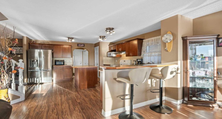 67 Evansmeade Crescent, Calgary, Alberta T3P 1B9, 4 Bedrooms Bedrooms, ,4 BathroomsBathrooms,Residential,For Sale,Evansmeade,A2305711