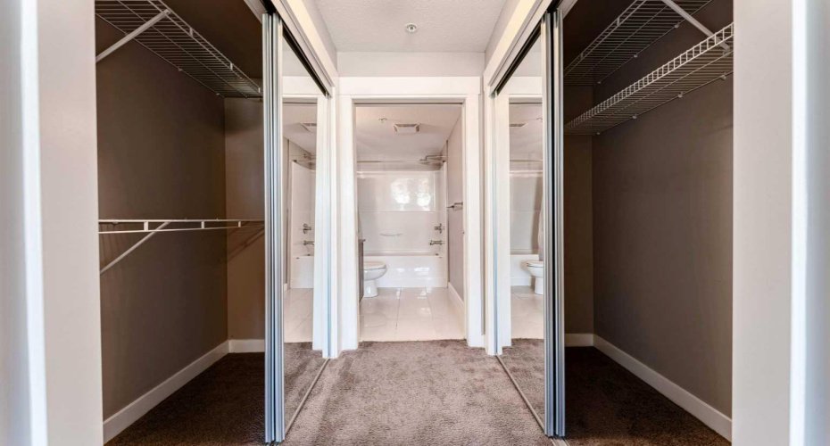 11 Mahogany Row, Calgary, Alberta T3M 2L6, 2 Bedrooms Bedrooms, ,2 BathroomsBathrooms,Residential,For Sale,Mahogany,A2305741