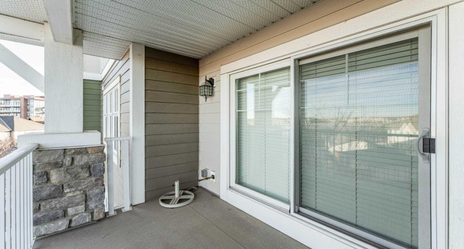 11 Mahogany Row, Calgary, Alberta T3M 2L6, 2 Bedrooms Bedrooms, ,2 BathroomsBathrooms,Residential,For Sale,Mahogany,A2305741
