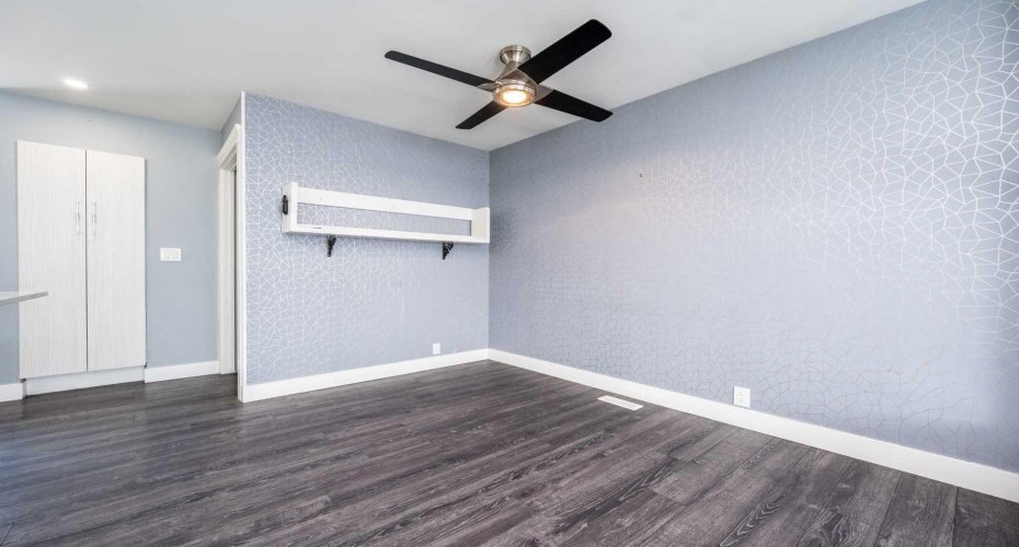 640 Rundleridge Drive, Calgary, Alberta T1Y2K9, 3 Bedrooms Bedrooms, ,3 BathroomsBathrooms,Residential,For Sale,Rundleridge,A2305752