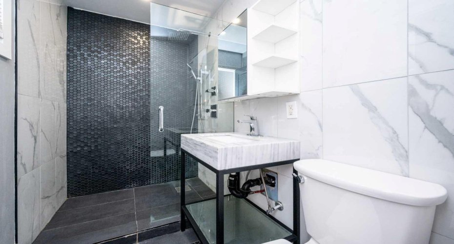 640 Rundleridge Drive, Calgary, Alberta T1Y2K9, 3 Bedrooms Bedrooms, ,3 BathroomsBathrooms,Residential,For Sale,Rundleridge,A2305752